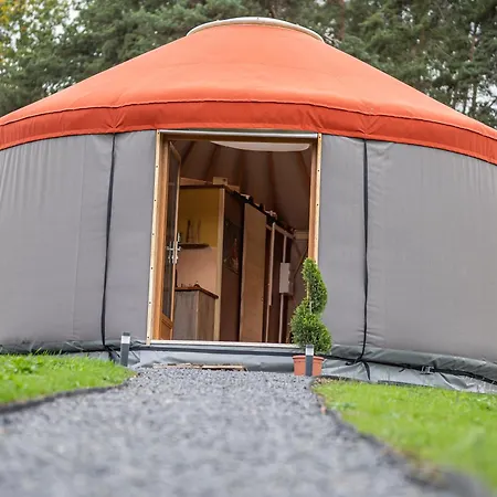 Роскошный шатер Yourte ,volcans,randonnees,lacs,quietude *